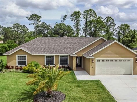 It contains 2 bedrooms and 1 bathroom. . Zillow sebring florida
